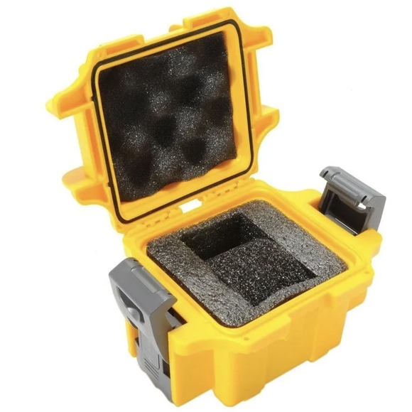 Brand New Invicta Single Slot Resistant Yellow Collector Diver Case Watch Box - Picture 1 of 7